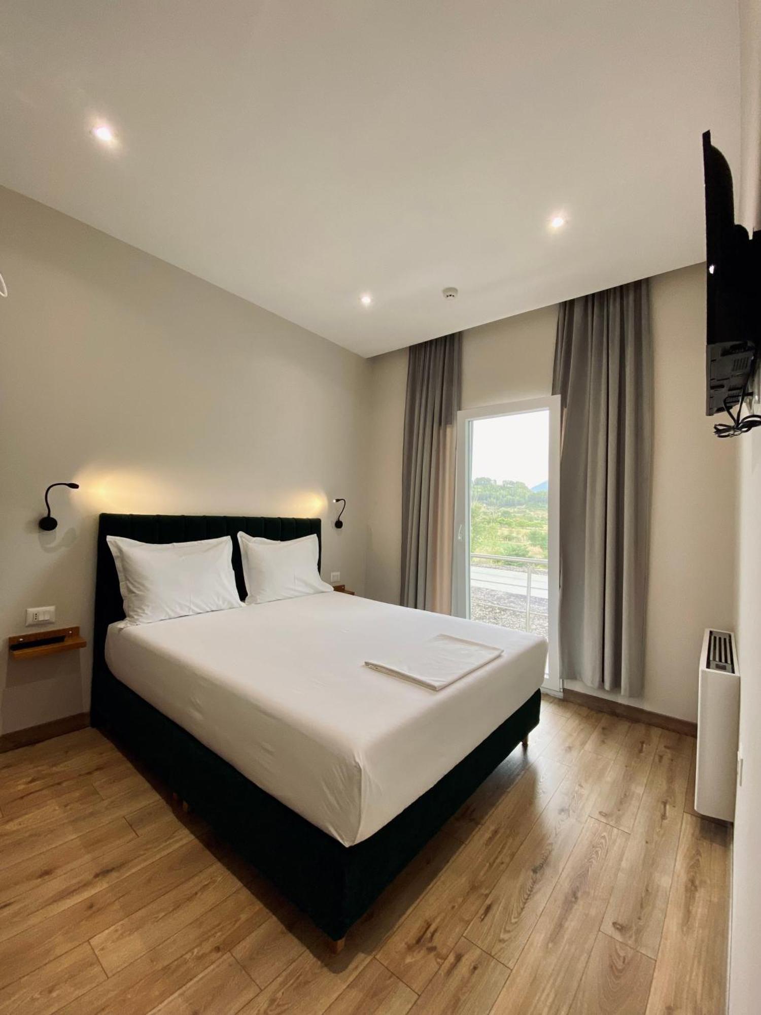 Merly Hotel Përmet 외부 사진